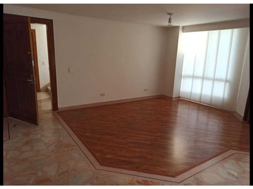 Espacios amplios y ubicación ideal en La Castellana — foto 2