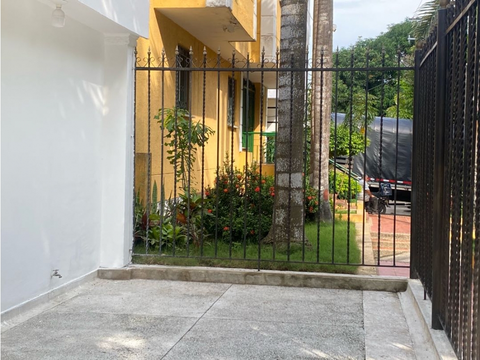 Espaciosa casa en venta ubicada en barrio EL PORVENIR.