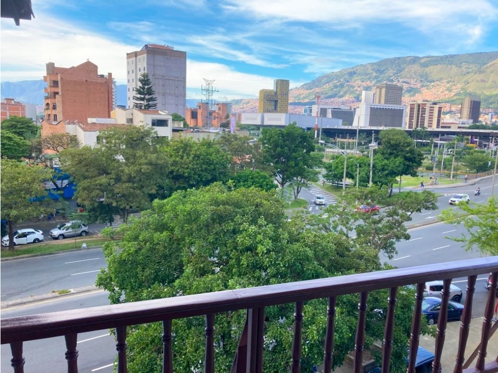 Espacioso apartamento en el Cerro Nutibara