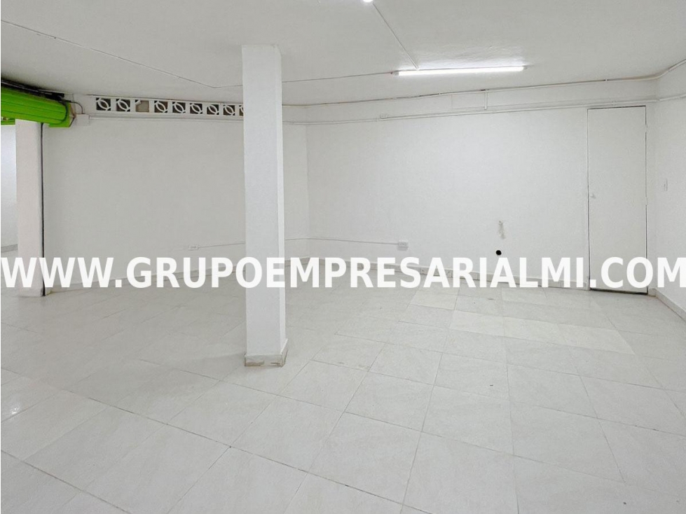 ESPACIOSO LOCAL EN VENTA - SECTOR BELÉN ROSALES COD: 27775 - 5