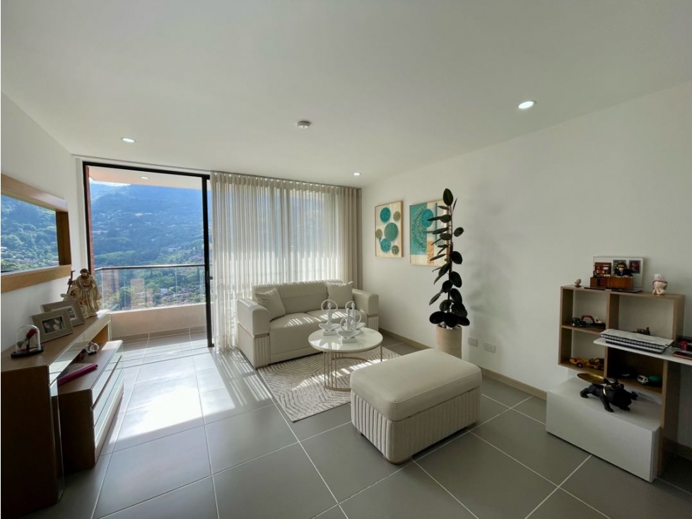 Espectacular apartaestudio con vista en el escobero de 60.44 m² — foto 2