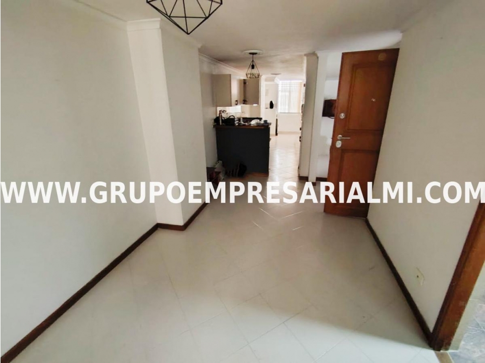 ESPECTACULAR APARTAESTUDIO EN ARRIENDO - SECTOR LA FLORESTA COD: 32271