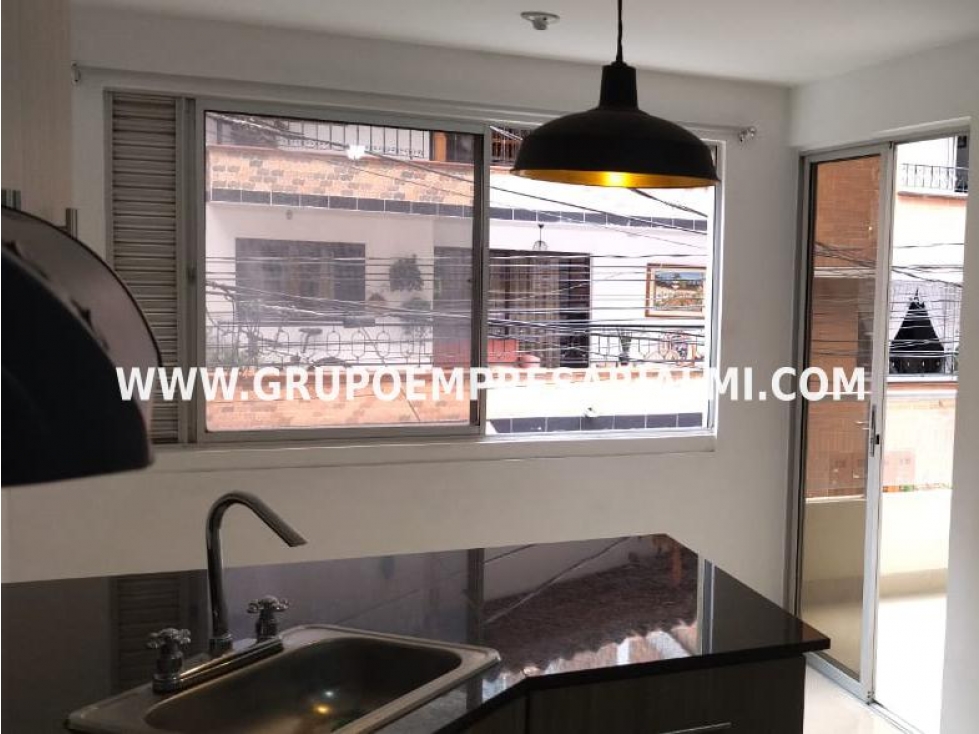 ESPECTACULAR APARTAESTUDIO EN ARRIENDO - SECTOR CALLE LARGA COD: 29782