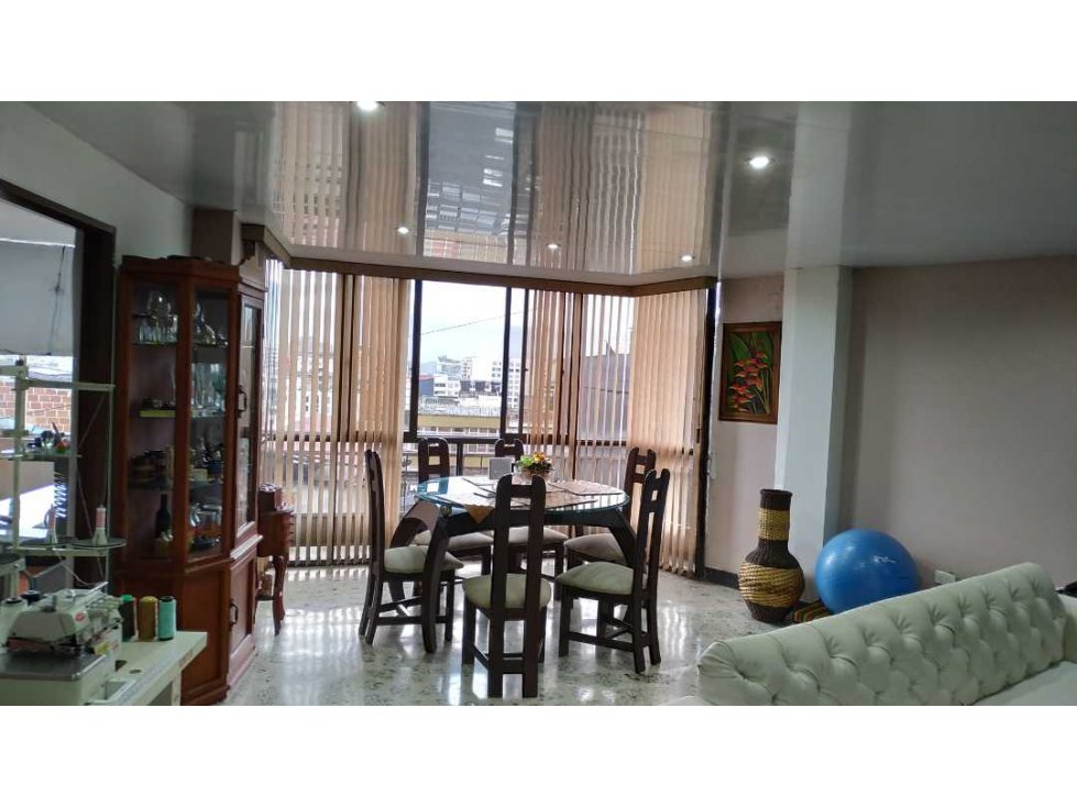 se vende apartamento, 5 habitaciones barrio san jose de Armenia