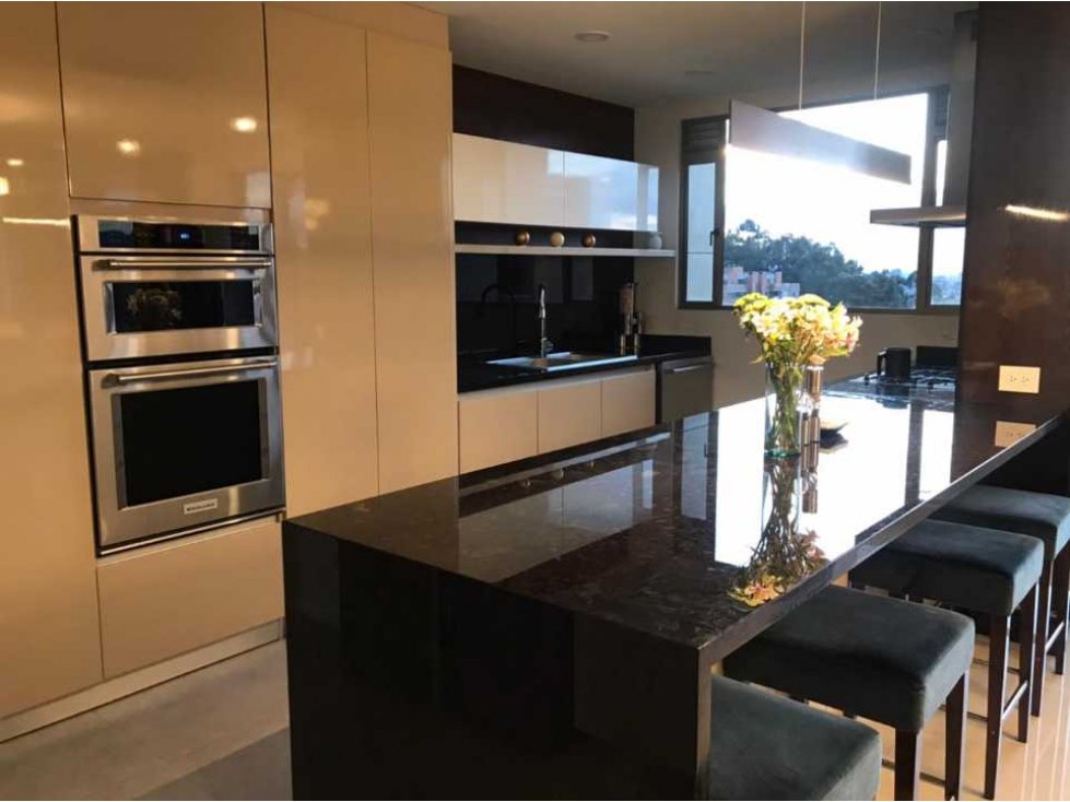 APARTAMENTO EN VENTA BOSQUE DE LA RESERVA — foto 2