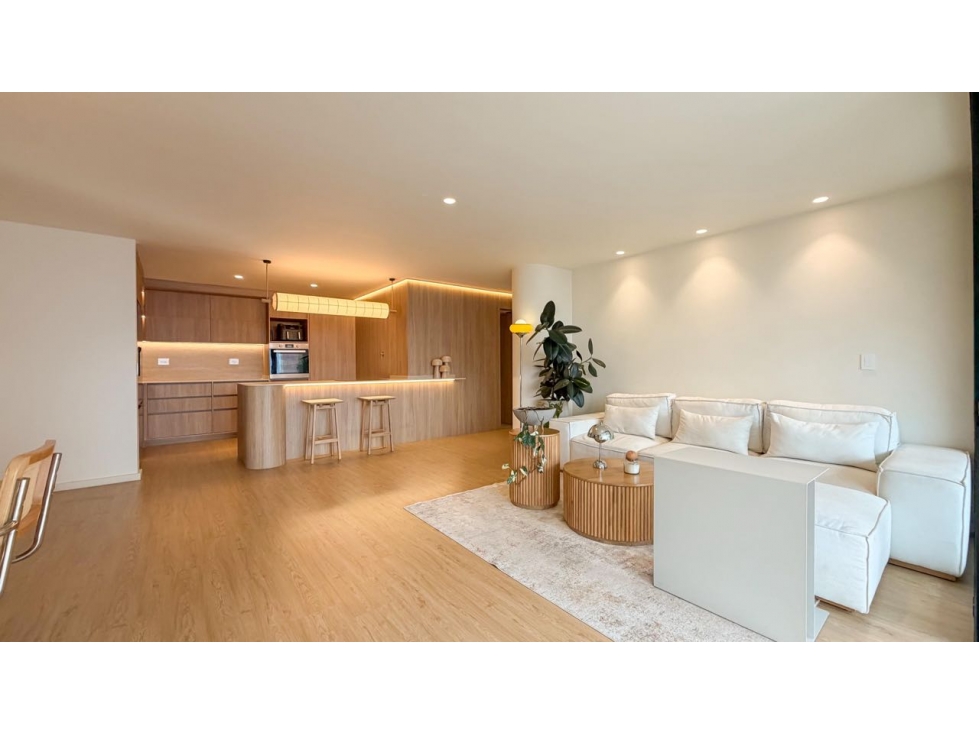 BAJA DE PRECIO!! Completamente remodelado en el Tesoro