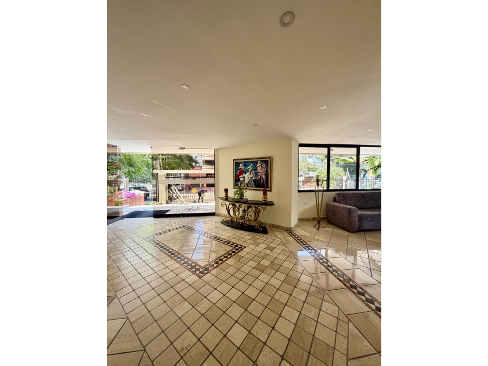 ESPECTACULAR APARTAMENTO DE 265 METROS EN ALTO PRADO — foto 2