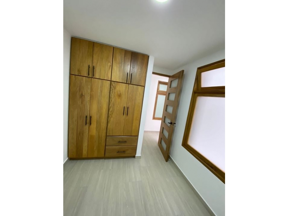 ESPECTACULAR APARTAMENTO DE PRIMER NIVEL EN VENTA CON LINDOS ACABADOS. — foto 2