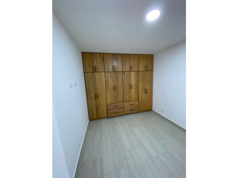 ESPECTACULAR APARTAMENTO DE PRIMER NIVEL EN VENTA CON LINDOS ACABADOS. — foto 3