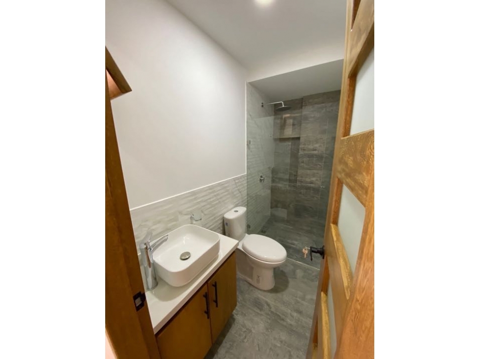 ESPECTACULAR APARTAMENTO DE PRIMER NIVEL EN VENTA CON LINDOS ACABADOS. — foto 6