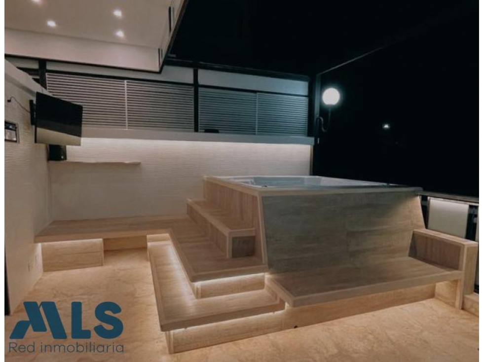 Espectacular Apartamento Dúplex con Jacuzzi priva...(MLS#257831) - 4