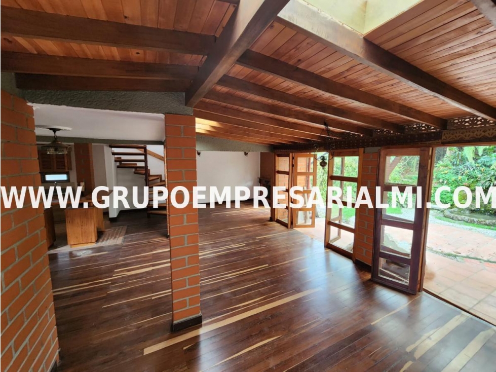ESPECTACULAR APARTAMENTO DÚPLEX EN VENTA - SECTOR EL RETIRO COD: 32327