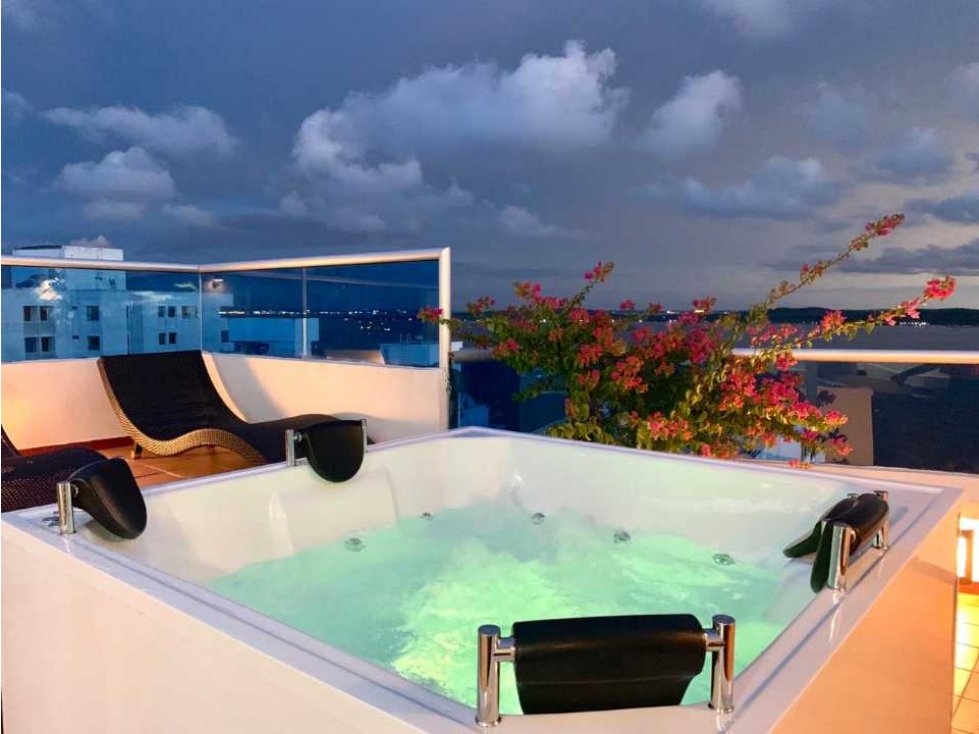 ESPECTACULAR APARTAMENTO EN ARRIENDO POR DÍAS FRENTE A LA PLAYA — foto 2
