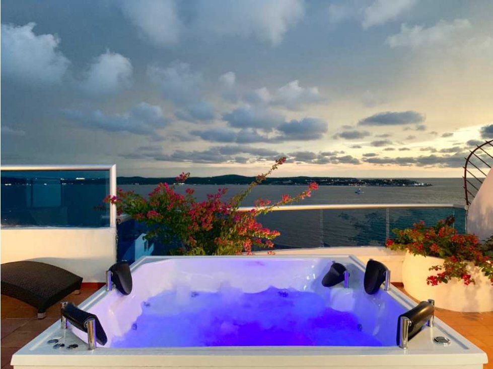 ESPECTACULAR APARTAMENTO EN ARRIENDO POR DÍAS FRENTE A LA PLAYA — foto 6