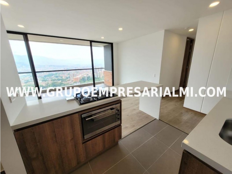 ESPECTACULAR APARTAMENTO EN ARRIENDO - SECTOR EL TRIANON COD: 30877