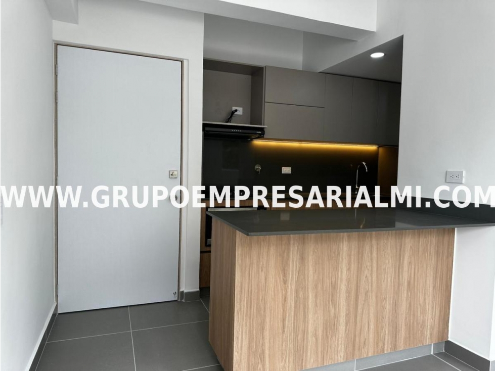 ESPECTACULAR APARTAMENTO EN ARRIENDO - SECTOR CLÍNICA SOMER COD: 30712 — foto 2