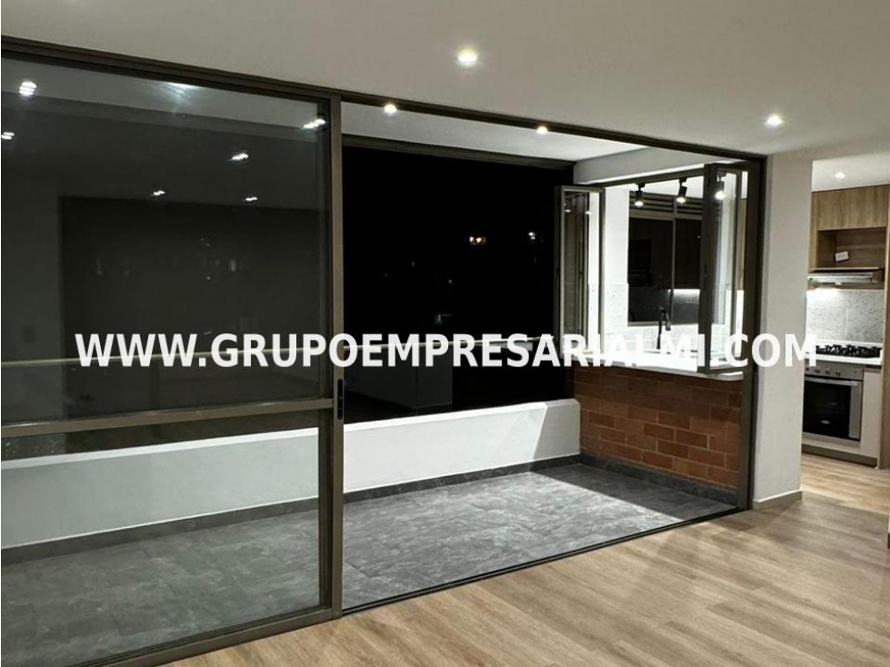 ESPECTACULAR APARTAMENTO EN ARRIENDO - SECTOR LOS BALSOS COD: 31064