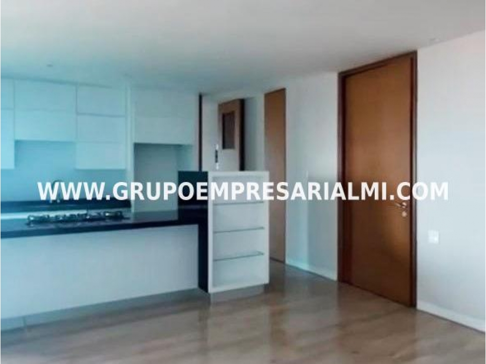ESPECTACULAR APARTAMENTO EN ARRIENDO - SECTOR SAN LUCAS COD: 31085 — foto 2