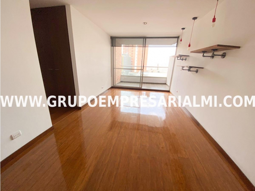 ESPECTACULAR APARTAMENTO EN ARRIENDO - SECTOR EL ESMERALDAL COD: 31490