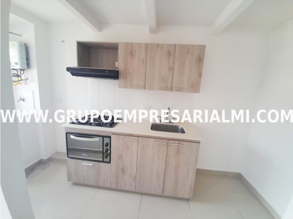 ESPECTACULAR APARTAMENTO EN ARRIENDO - SECTOR SANTA ANA COD: 31507