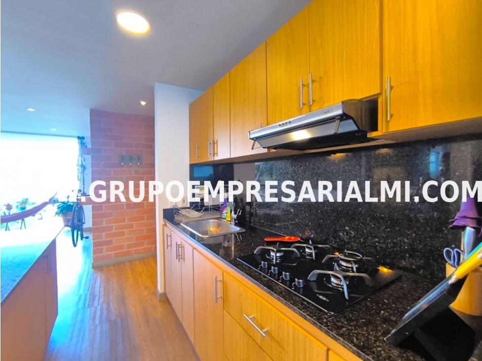 ESPECTACULAR APARTAMENTO EN ARRIENDO - SECTOR LOS BALSOS COD: 31535 — foto 3