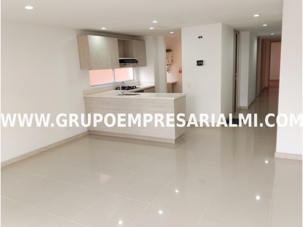 ESPECTACULAR APARTAMENTO EN ARRIENDO - SECTOR EL PORTAL COD: 31572