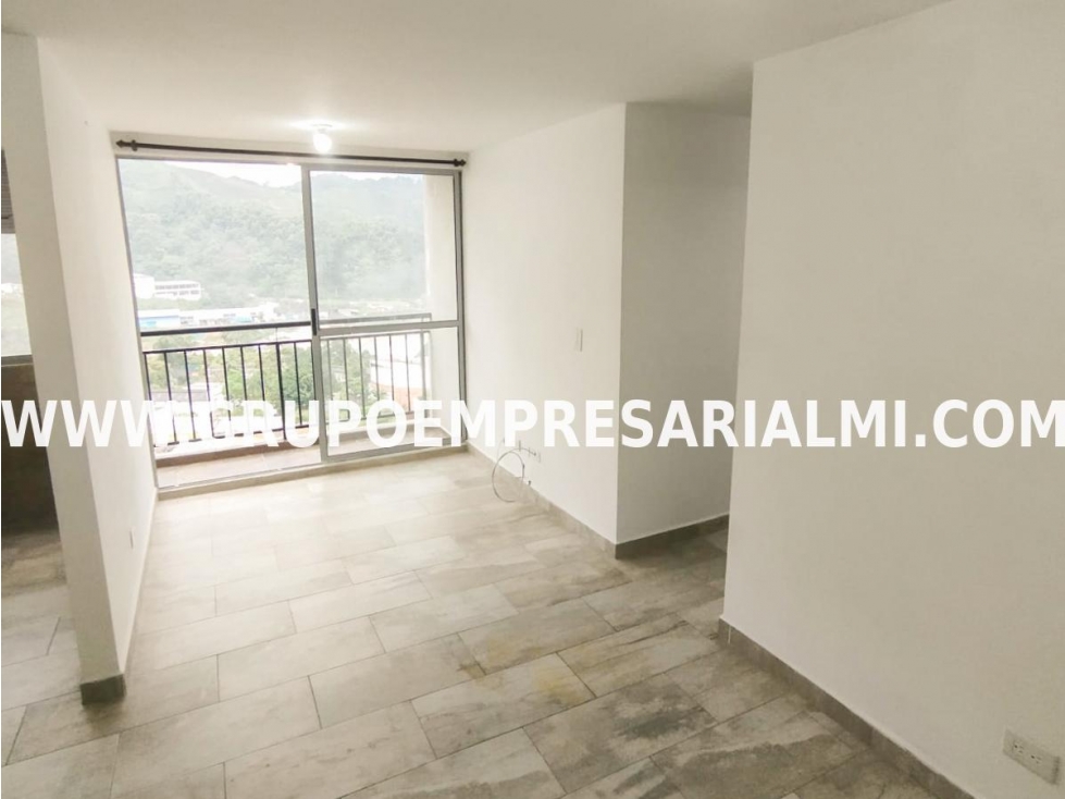 ESPECTACULAR APARTAMENTO EN ARRIENDO -SECTOR LA TABLAZA COD: 31732