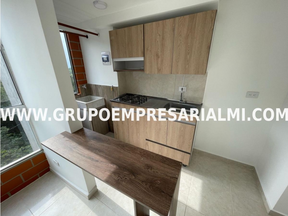ESPECTACULAR APARTAMENTO EN ARRIENDO - SECTOR SAN JAVIER COD: 31723 — foto 3