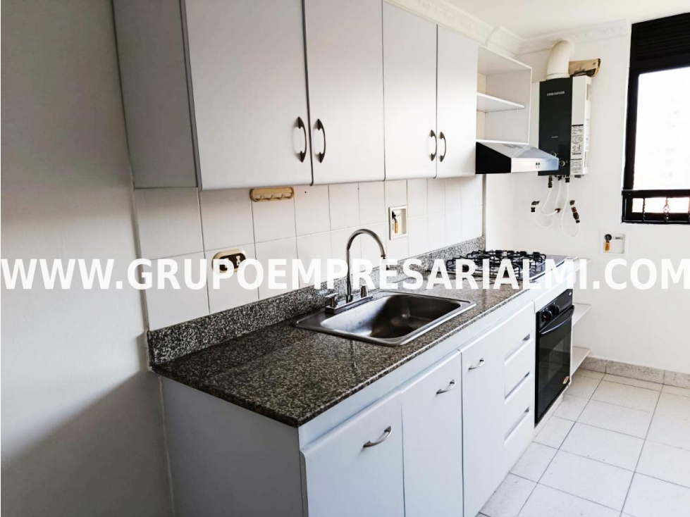 ESPECTACULAR APARTAMENTO EN ARRIENDO - SECTOR SAN DIEGO COD: 32371