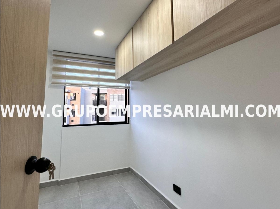 ESPECTACULAR APARTAMENTO EN ARRIENDO - SECTOR EL PORVENIR COD: 32789 — foto 4
