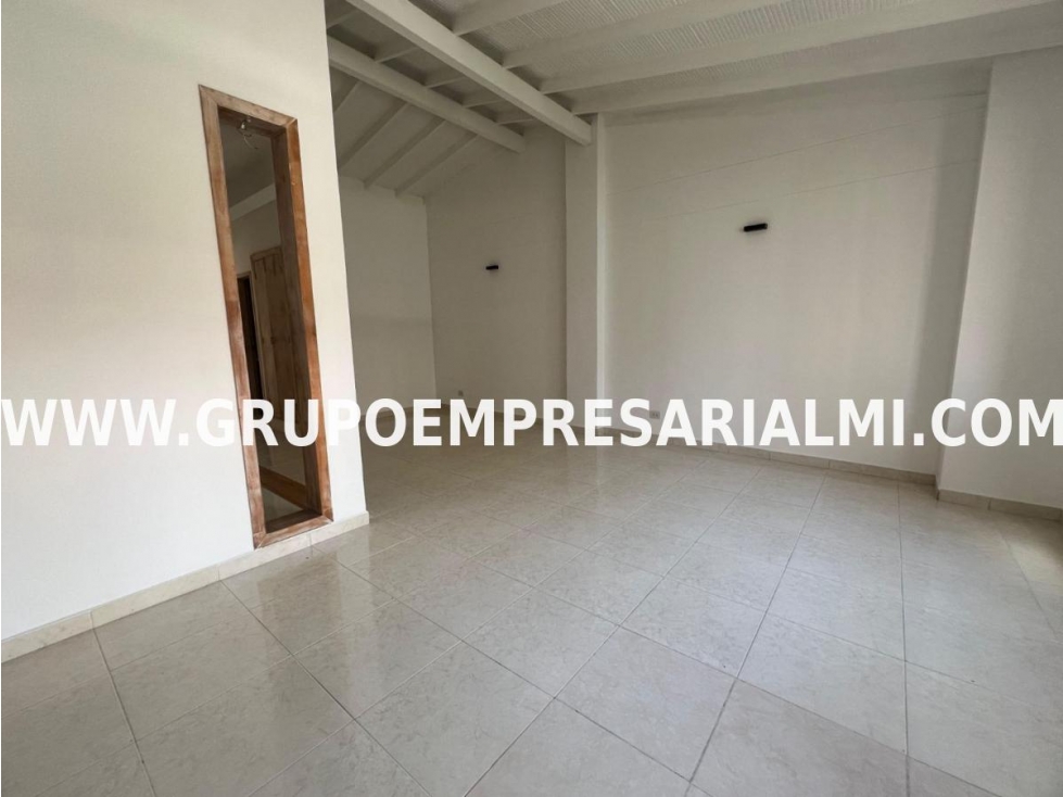 ESPECTACULAR APARTAMENTO EN ARRIENDO - SECTOR LAURELES COD: 32953 — foto 2