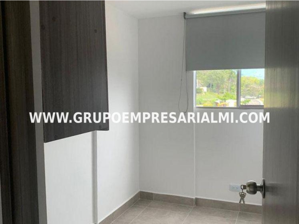 ESPECTACULAR APARTAMENTO EN ARRIENDO - SECTOR LA TABLAZA COD: 32968 — foto 5