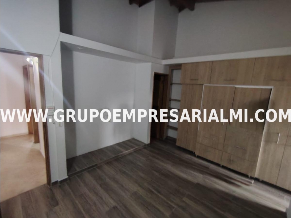 ESPECTACULAR APARTAMENTO EN ARRIENDO - SECTOR LA FLORESTA COD: 33112 — foto 5