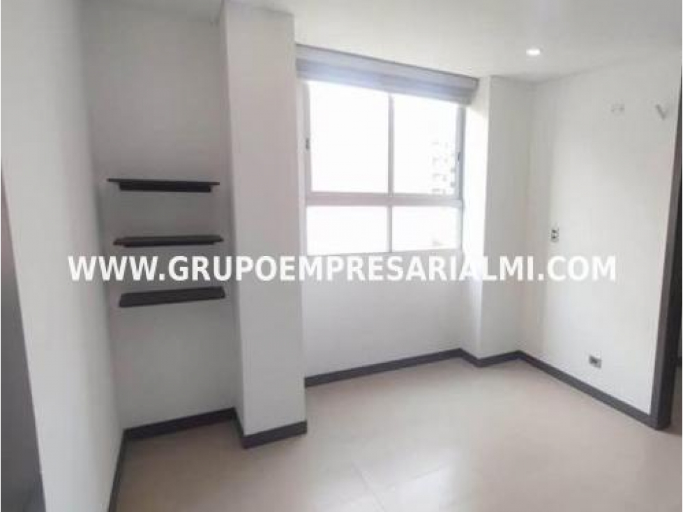 ESPECTACULAR APARTAMENTO EN ARRIENDO - SECTOR LAURELES COD: 33113 — foto 3