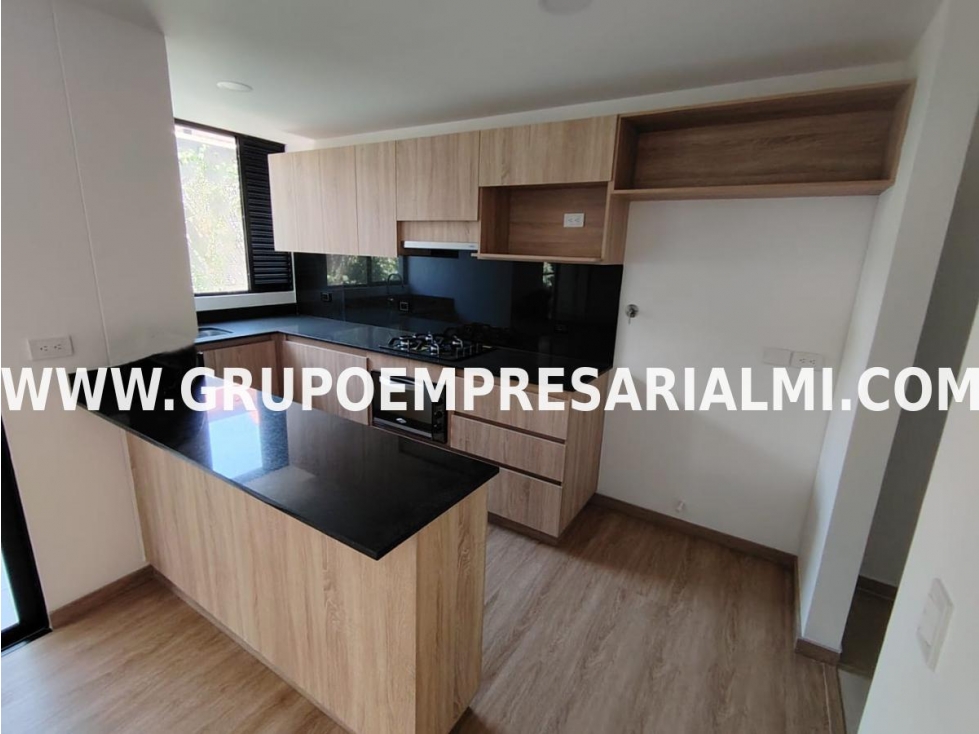 ESPECTACULAR APARTAMENTO EN ARRIENDO - SECTOR SAN BERNARDO COD: 33294 — foto 5