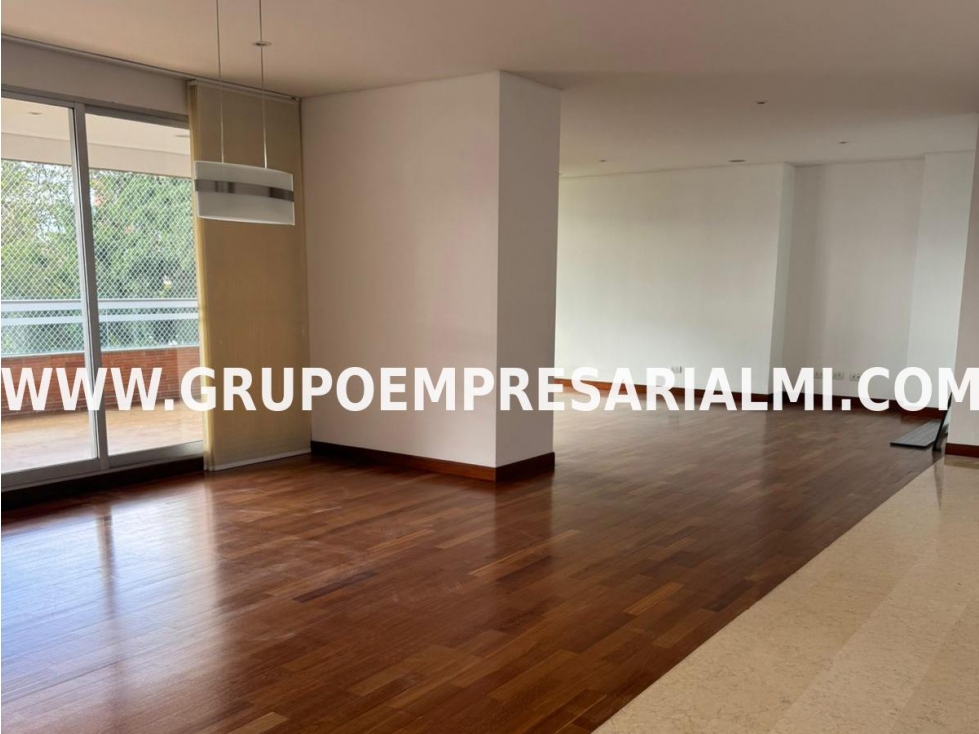 ESPECTACULAR APARTAMENTO EN ARRIENDO - SECTOR EL TESORO COD: 33392