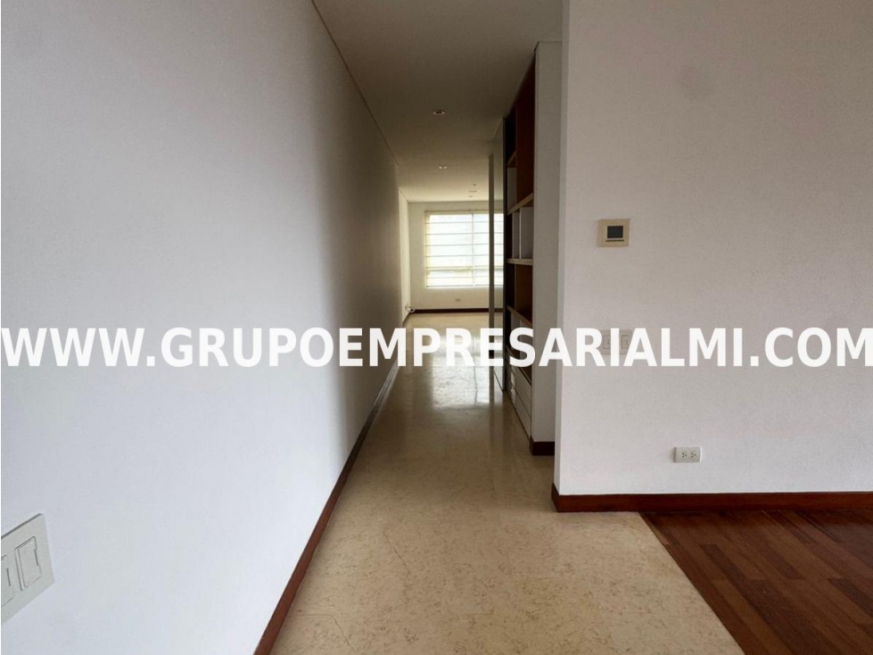 ESPECTACULAR APARTAMENTO EN ARRIENDO - SECTOR EL TESORO COD: 33392 — foto 6