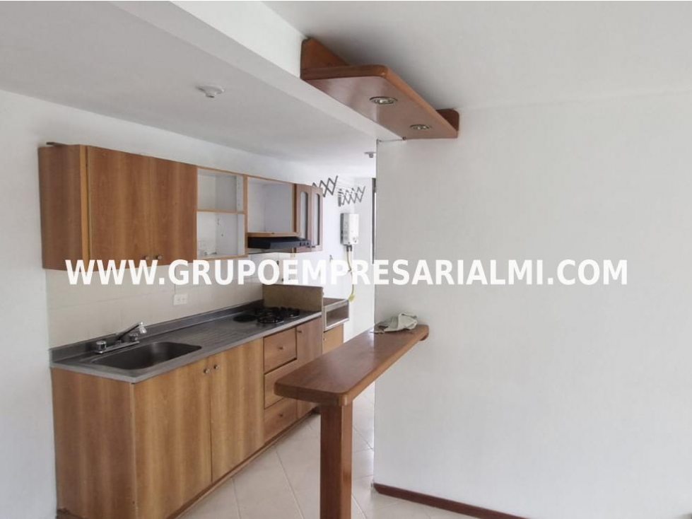 ESPECTACULAR APARTAMENTO EN ARRIENDO - SECTOR LOS COLORES COD: 33748 — foto 3