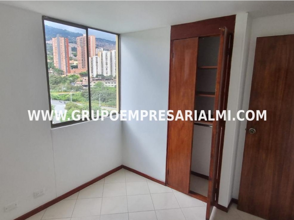 ESPECTACULAR APARTAMENTO EN ARRIENDO - SECTOR LOS COLORES COD: 33748 — foto 4