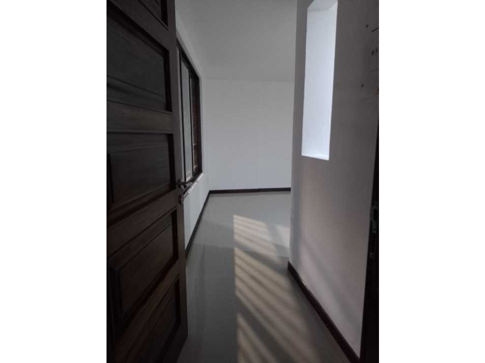Espectacular apartamento en El Retiro