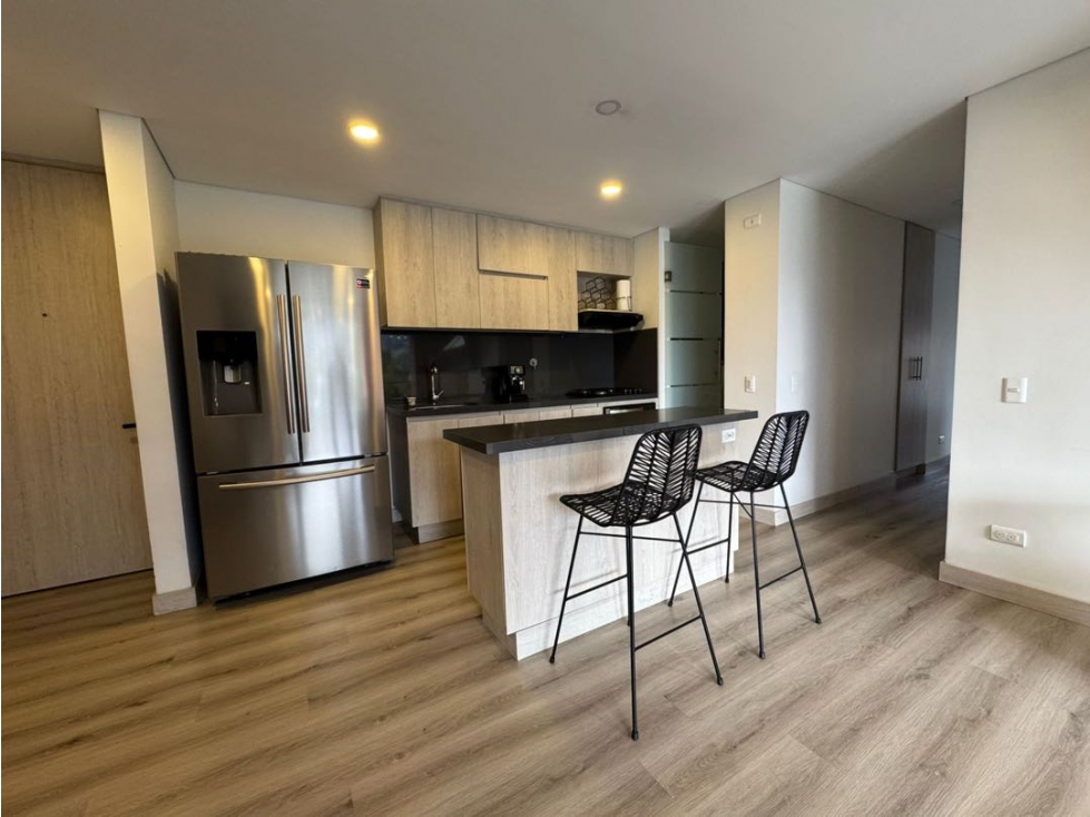 ESPECTACULAR APARTAMENTO EN ENVIGADO SECTOR LOMA DE LAS BRUJAS — foto 2