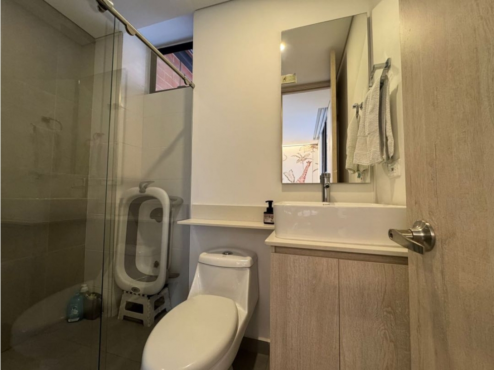 ESPECTACULAR APARTAMENTO EN ENVIGADO SECTOR LOMA DE LAS BRUJAS — foto 6