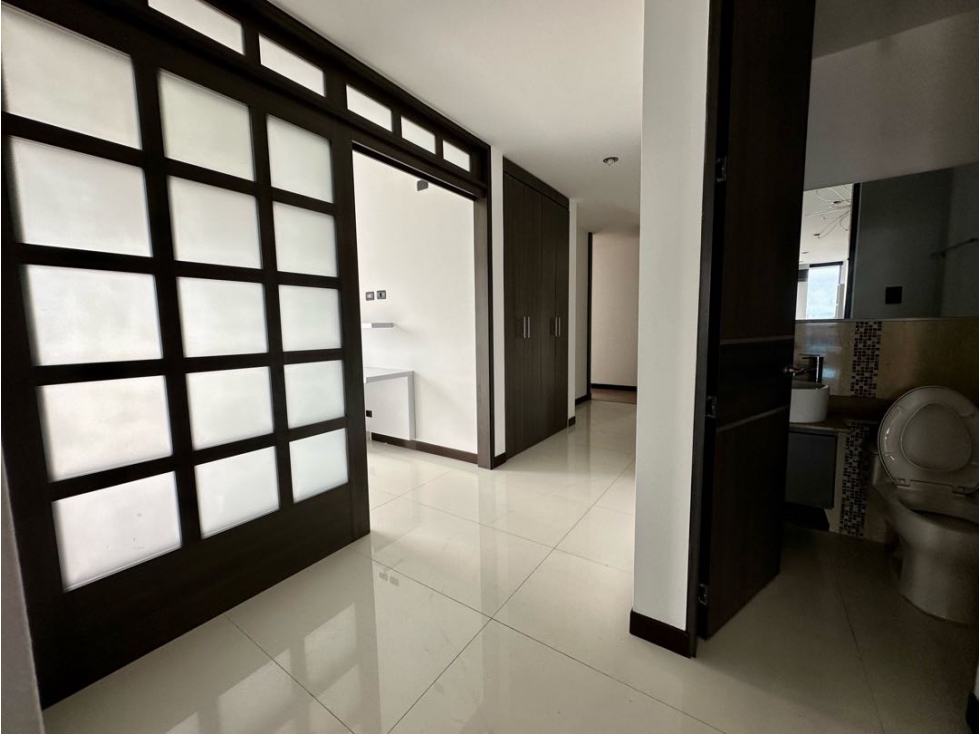 Espectacular Apartamento en pinares para la venta
