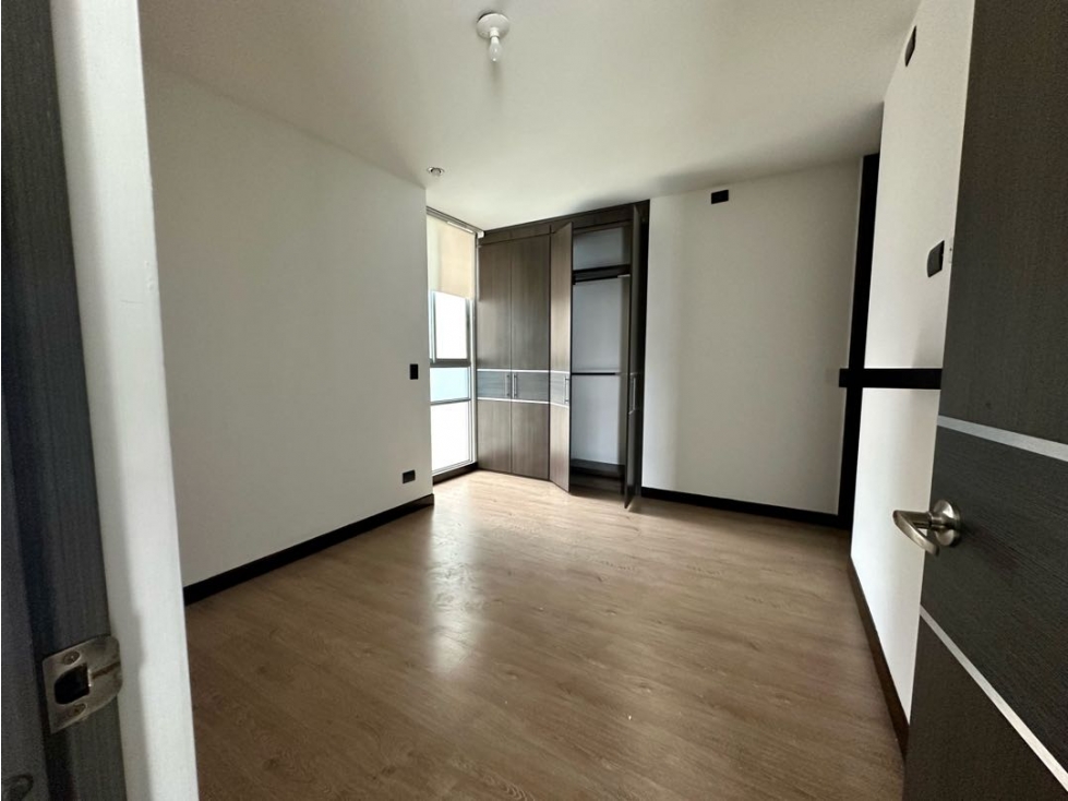 Espectacular Apartamento en pinares para la venta — foto 6