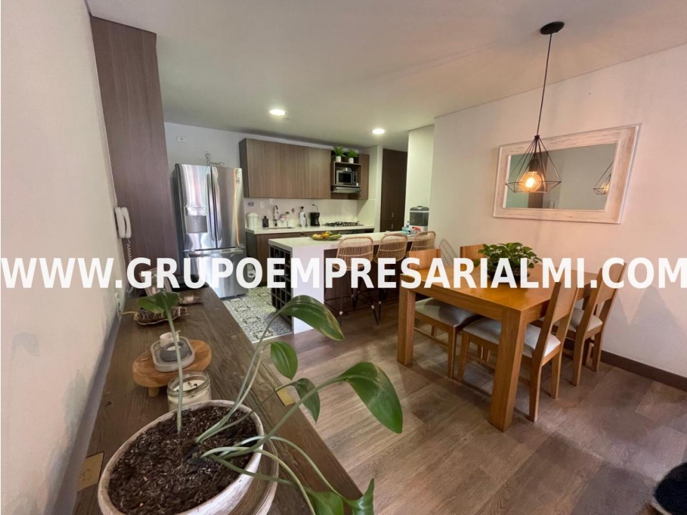 ESPECTACULAR APARTAMENTO EN VENTA - SECTOR EL POBLADO COD: 30095