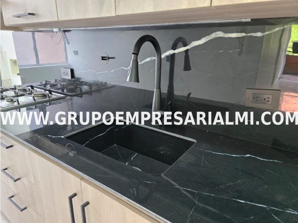 ESPECTACULAR APARTAMENTO EN VENTA - SECTOR LOMA DEL INDIO COD: 30708 — foto 4