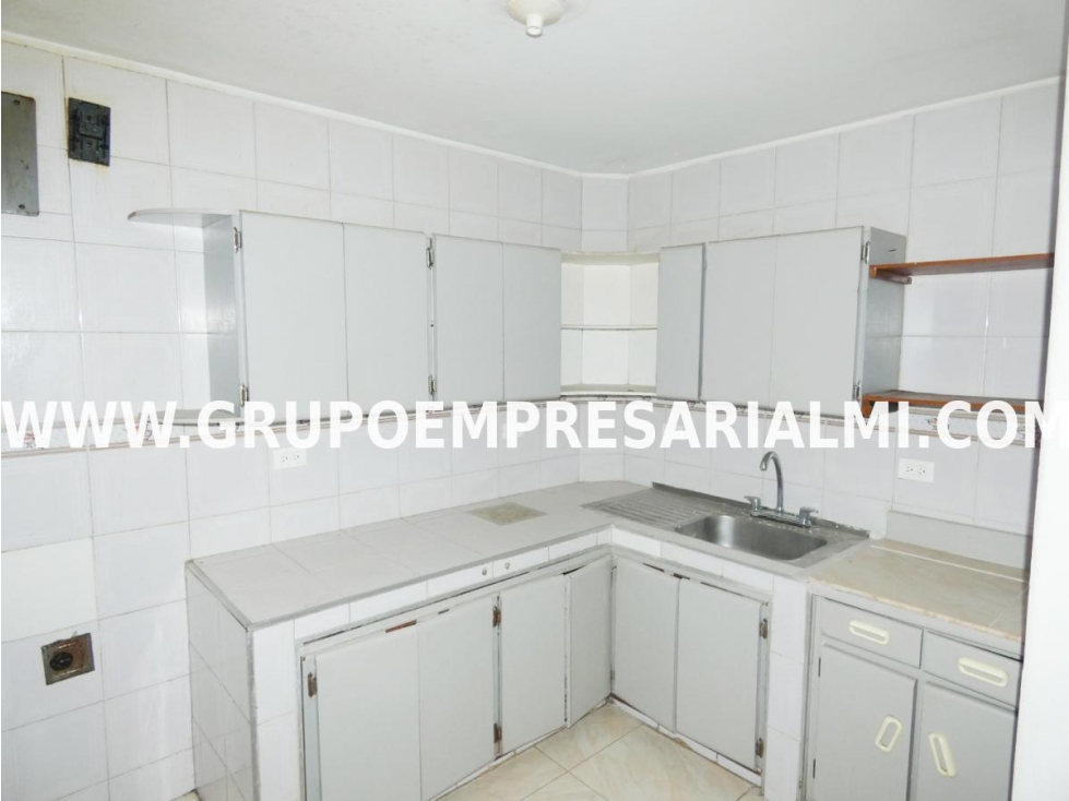 ESPECTACULAR APARTAMENTO EN VENTA - SECTOR CASTILLA COD: 30715 — foto 3