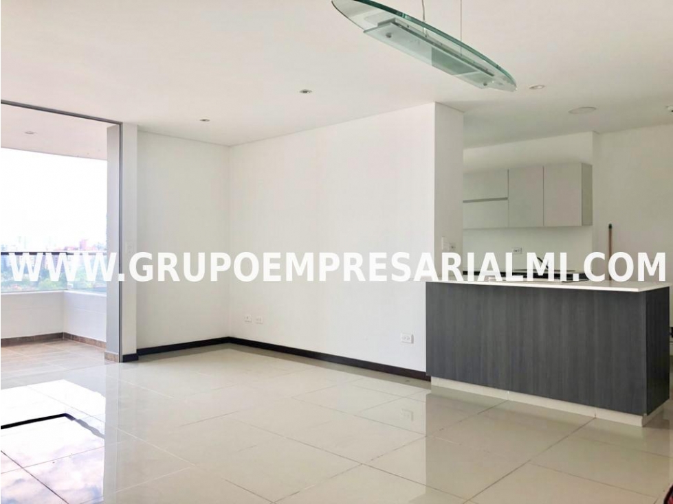 ESPECTACULAR APARTAMENTO EN ARRIENDO - SECTOR EL ESMERALDAL COD: 31424