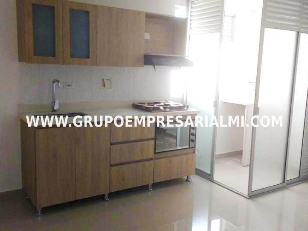 ESPECTACULAR APARTAMENTO EN VENTA - SECTOR CALLE DEL BANCO COD: 31060
