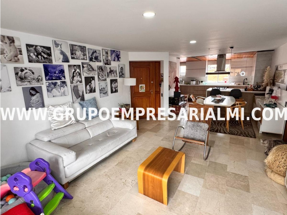 ESPECTACULAR APARTAMENTO EN VENTA - SECTOR LAURELES COD: 32076